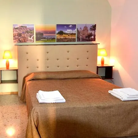 Chic In 70m² View Apartment Ragusa